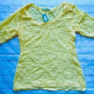 NWT Womens XL Maurice’s SS Yellow Lace Blouse